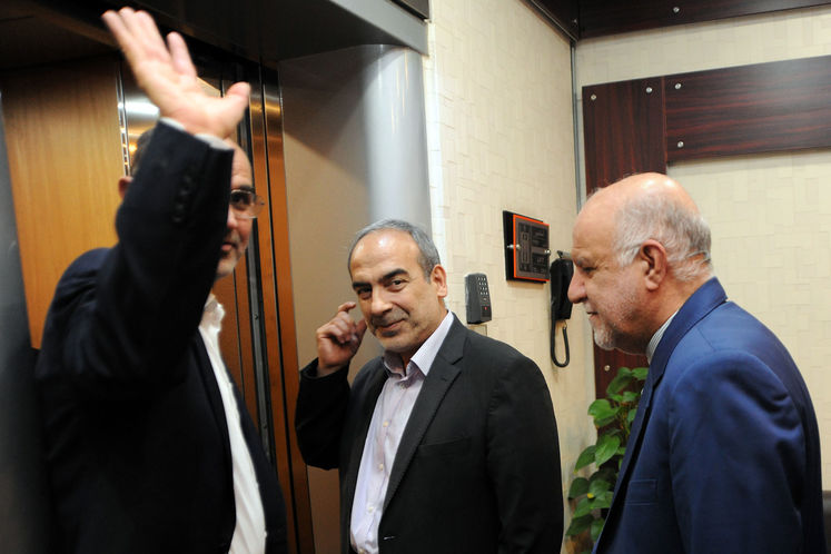 دیدار وزیر نفت با وزیران پیشین نفت ایران